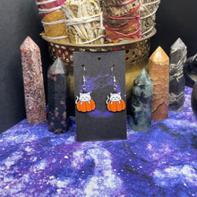 Load image into Gallery viewer, Silver Earrings