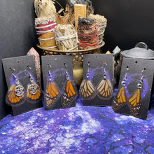 Load image into Gallery viewer, Asian Monarch Earrings