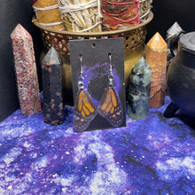 Load image into Gallery viewer, Asian Monarch Earrings