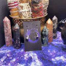 Load image into Gallery viewer, Silver Earrings