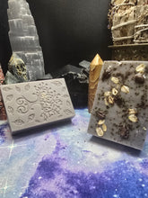 Load image into Gallery viewer, Goats Milk soap
