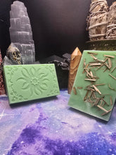 Load image into Gallery viewer, Goats Milk soap
