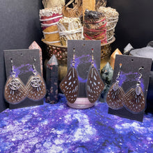 Load image into Gallery viewer, Dark Blue Tiger Earrings

