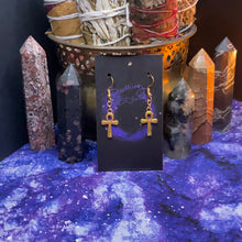 Load image into Gallery viewer, Gold Earrings
