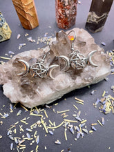 Load image into Gallery viewer, Silver Earrings
