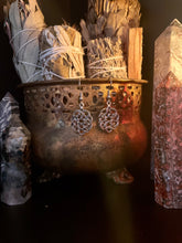 Load image into Gallery viewer, Silver Earrings
