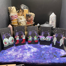 Load image into Gallery viewer, Winter Seasonal Earrings
